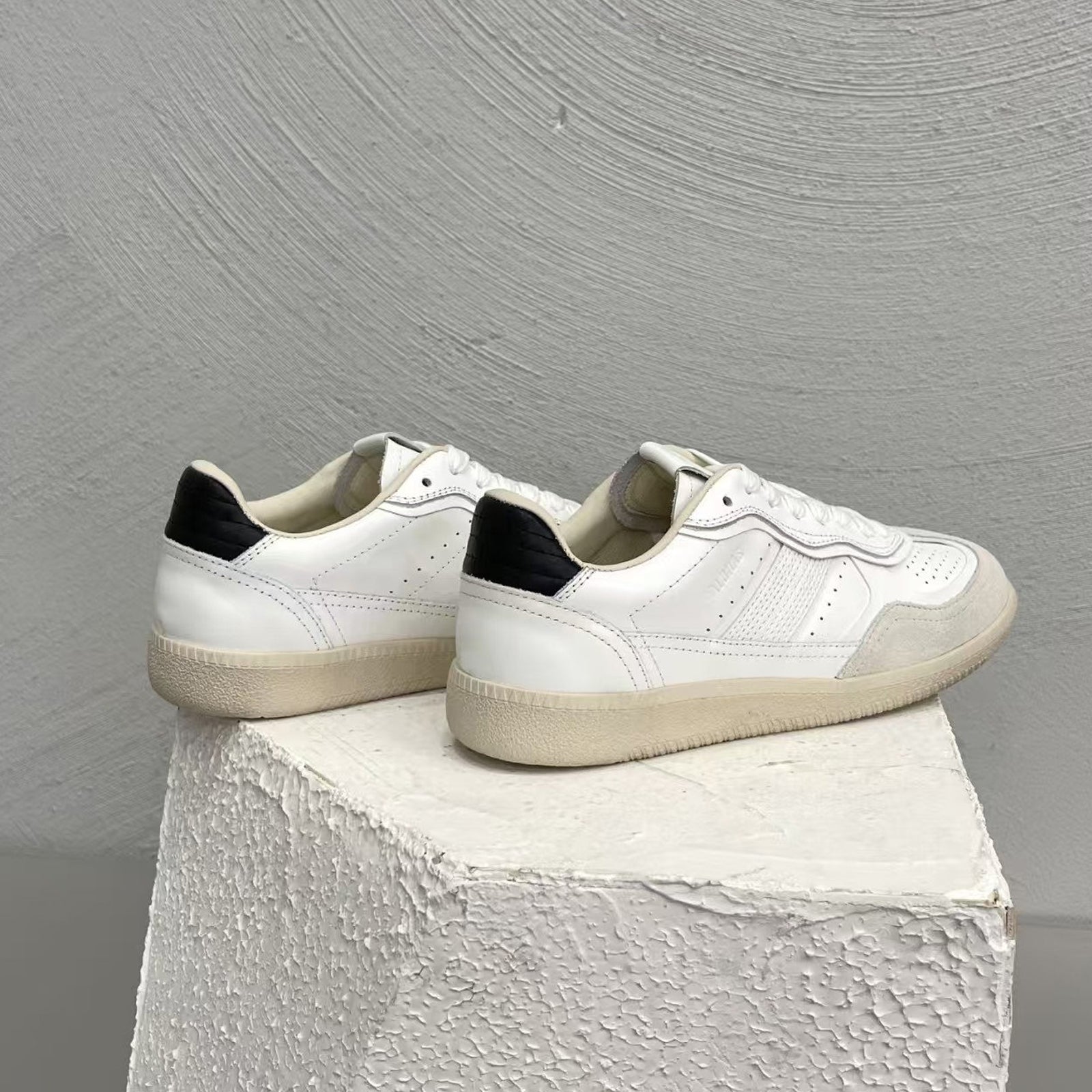 Alohas Tb.490 Color white Original com Leather sneakers