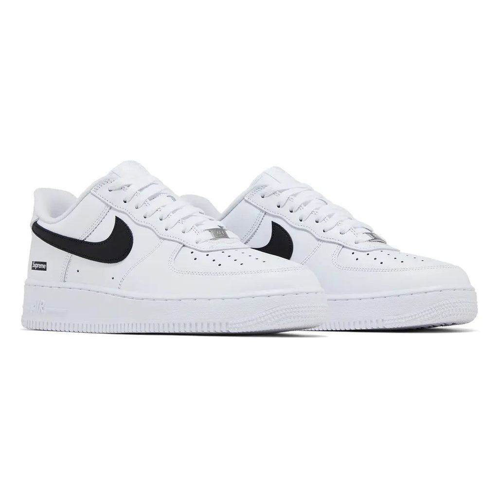 Nike x Supreme Air Force 1 Low 'White Black'