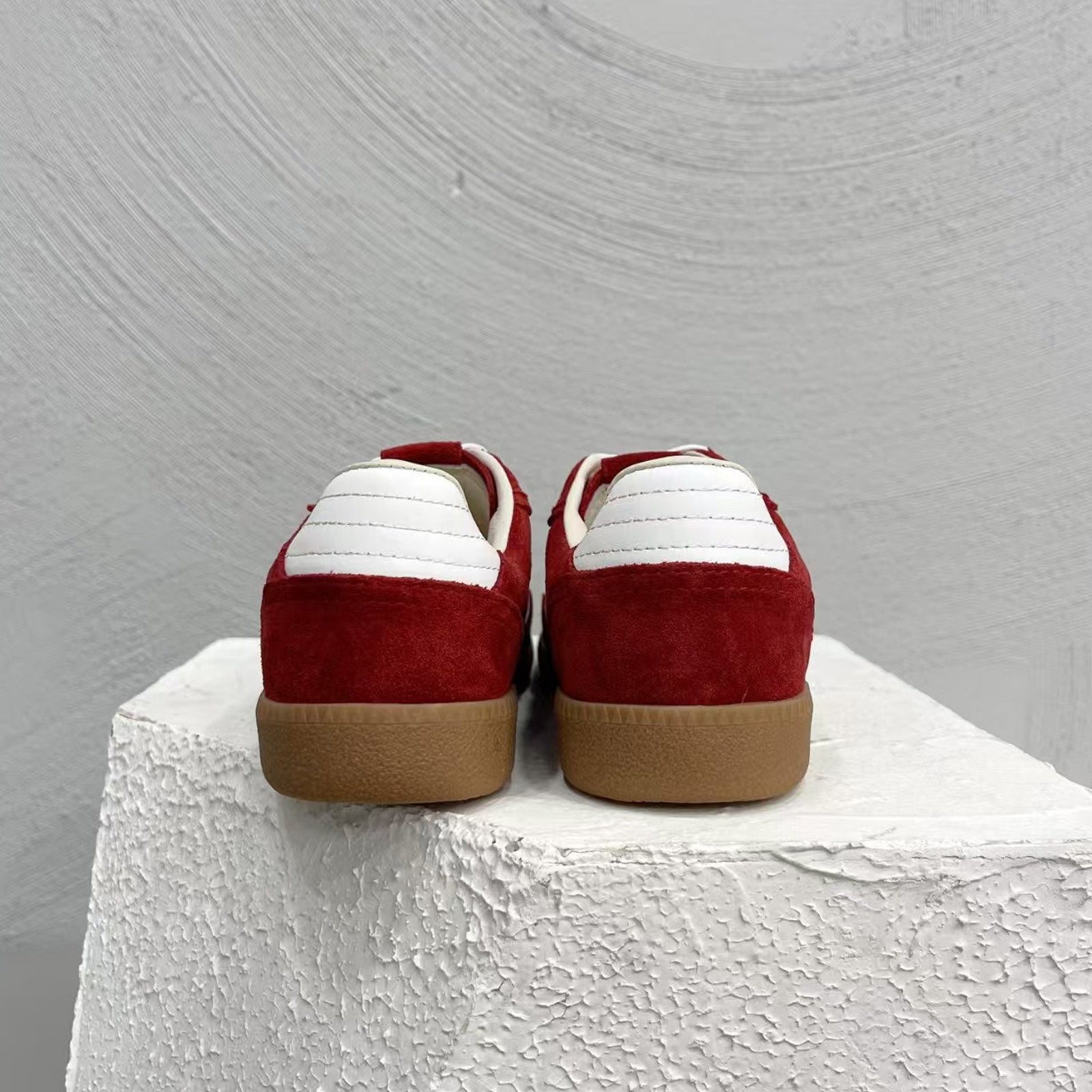 Alohas Rife Sheen Red Leather Sneakers